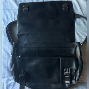 Vintage Coach Genuine Leather Messanger Bag